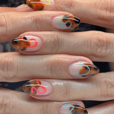 squiggly brown french tips