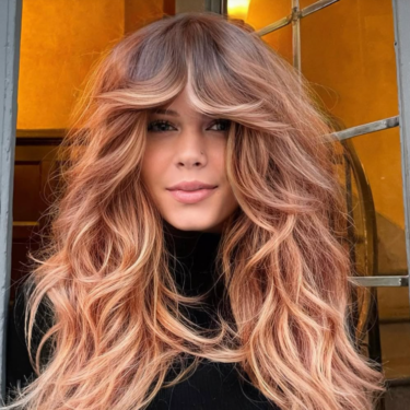 cheveux blond cerise