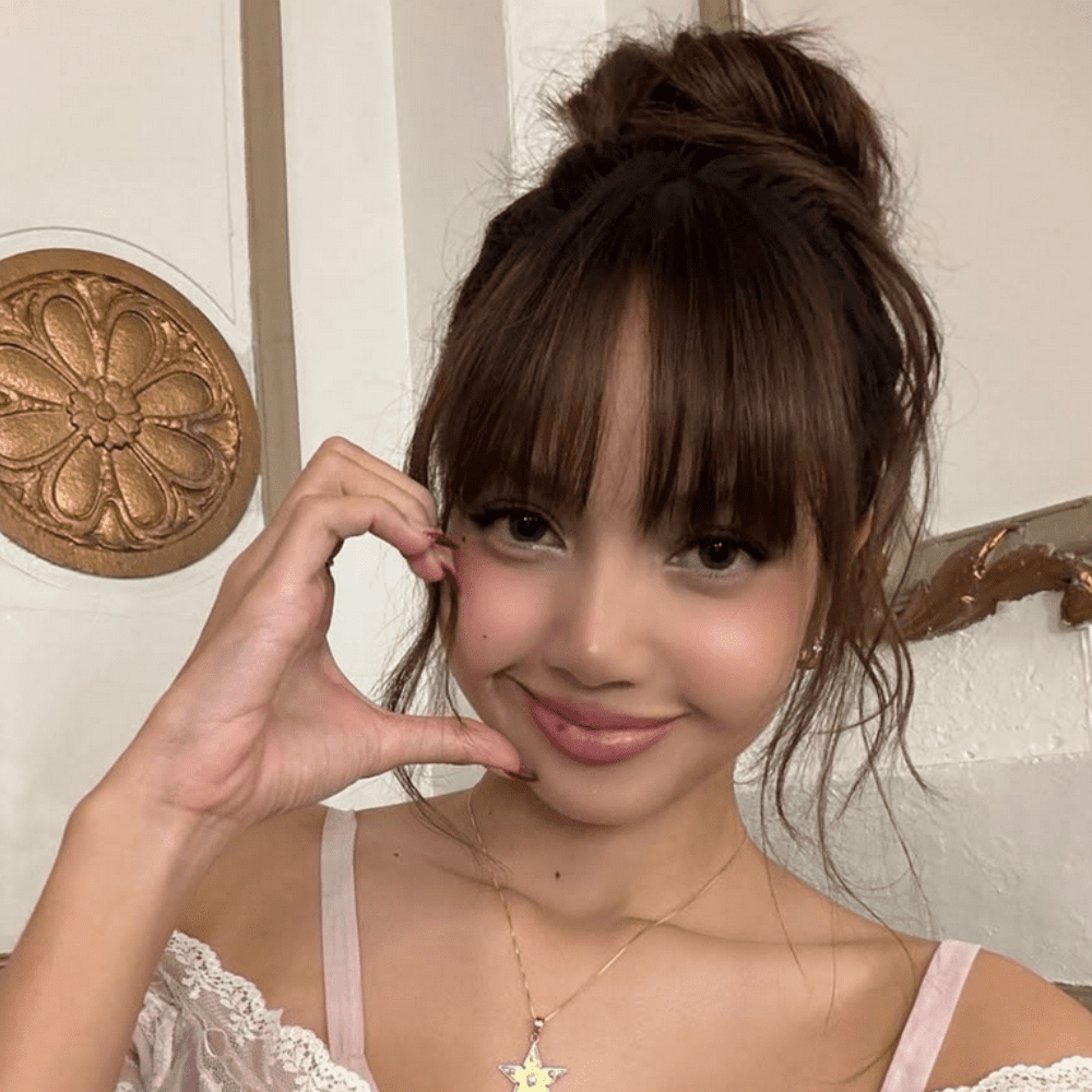 Bunny bangs par IG:  @glencocoforhair