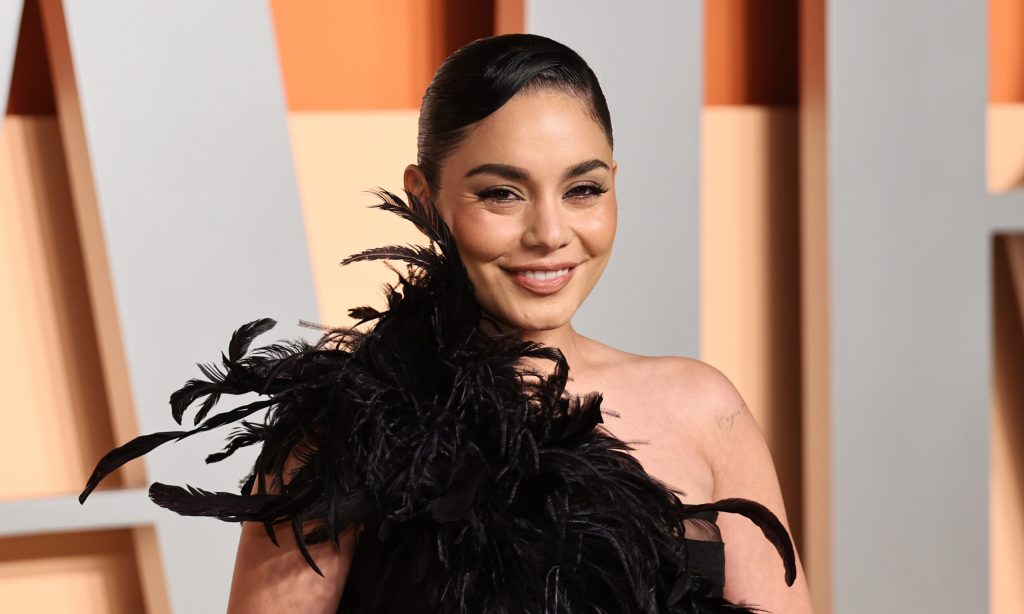 Vanessa Hudgens craque pour cette tendance manucure qui fait fureur !